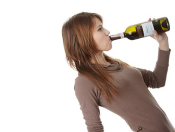 Алкоголь провоцирует рак