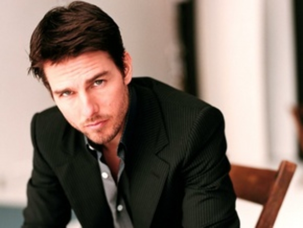 Над Томом Крузом надругались друзья-сектанты