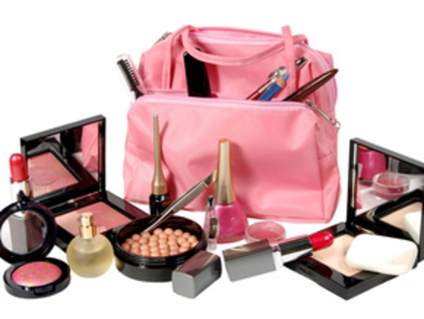 Британка потратила на косметику 30 тыс. долларов