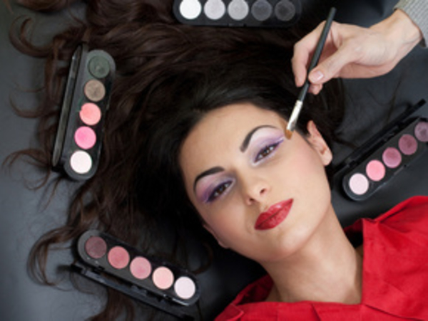 8 секретов макияжа 2010