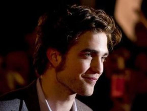 24-й день рождения Паттинсон провел на пляже с Кристен Стюарт