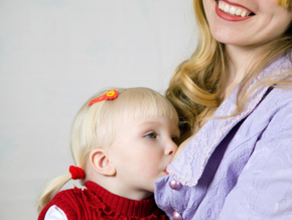 Грудное вскармливание: завершаем без потерь