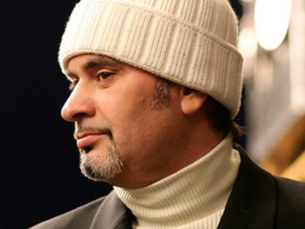 Меладзе запустил камнем в беременную журналистку