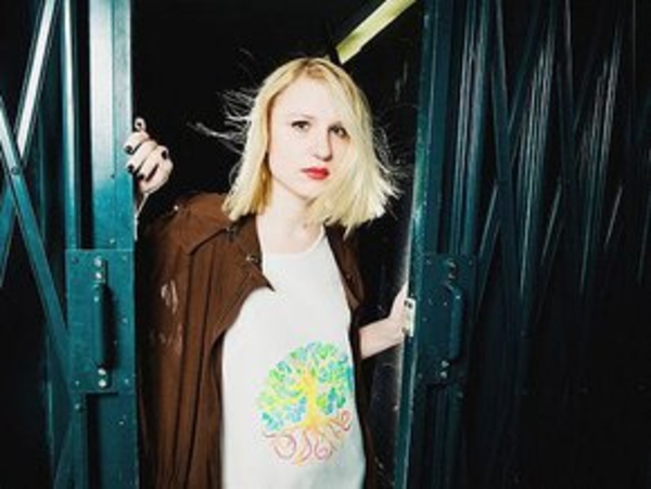 Валерия Гай Германика пыталась совершить суицид?