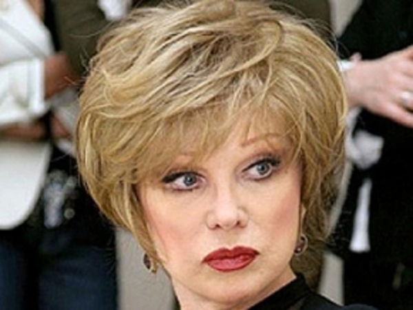 Гурченко демонстрирует моложавость на грани фола