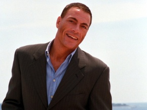 Ван Дамм вернулся к украинской невесте