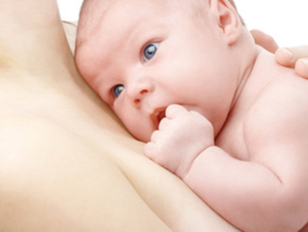 Грудное вскармливание: психологические и физические особенности