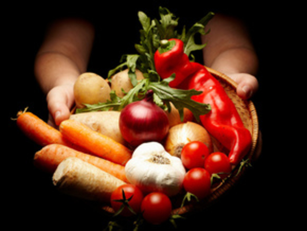 Что малышу в пузике полезно съесть?