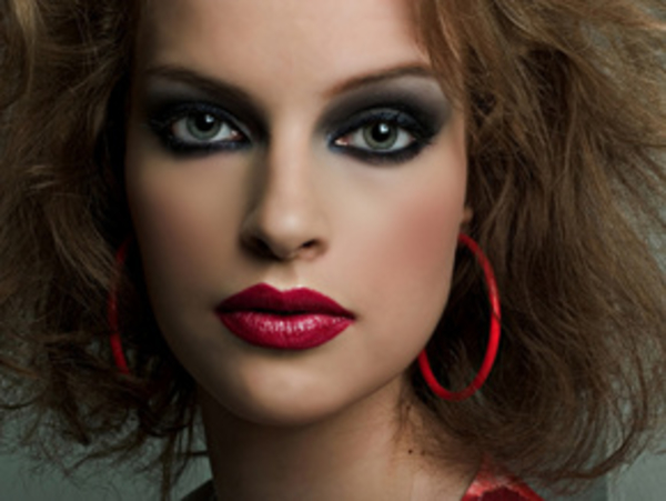 В макияже главное  чувство меры