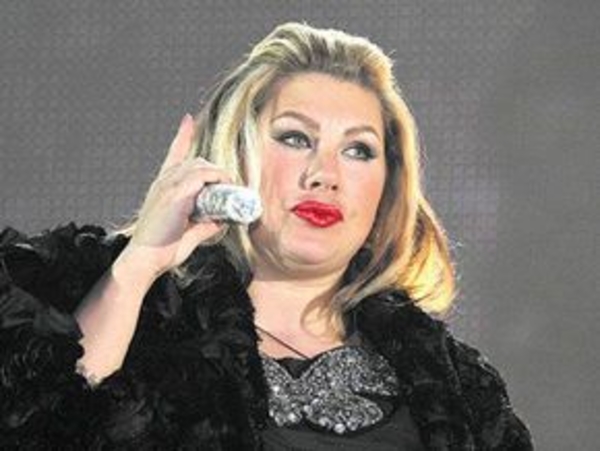 Ева Польна готовится к лесбийской свадьбе