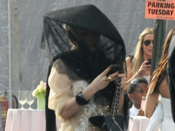 Lady GaGa пришла на «последний звонок» своей младшей сестры