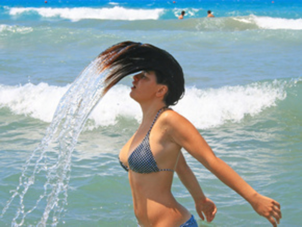 Пляжный сезон в разгаре, а купаться в Киеве негде