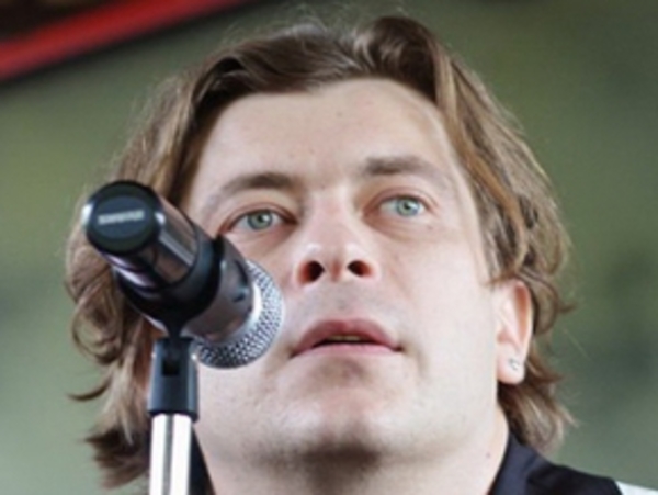 Лева «Би-2» избил журналиста