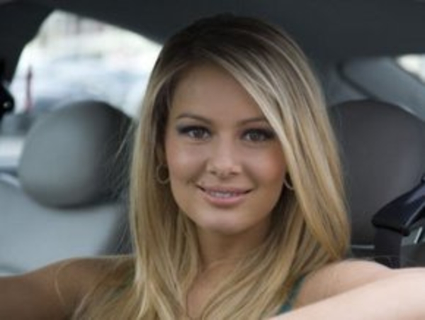 Аллочка из "Универа" предпочитает общение с женщинами