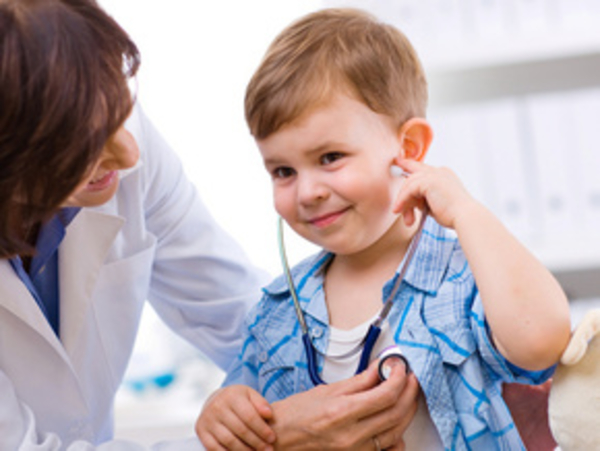 Как лечить кашель у ребенка?