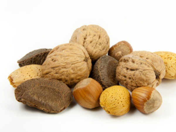 Орехи убивают холестерин в крови