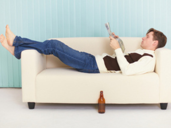 «Мужская менопауза» начинается с тапок и газеты