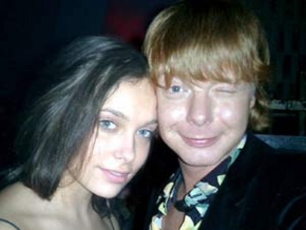 Жена рыжего «Иванушки» не может позволить себе новые туфли