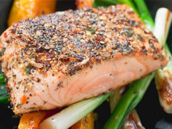 Жирная рыба сохраняет зрение