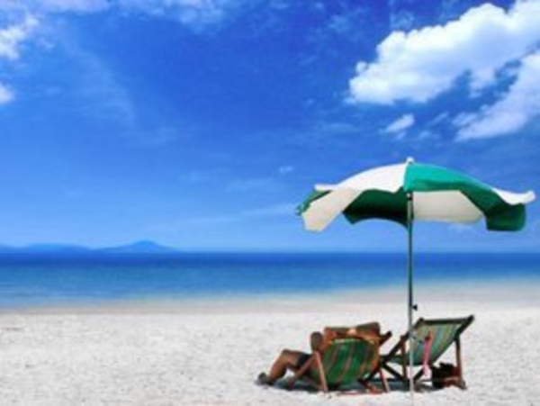 Пляжный зонт не спасает кожу