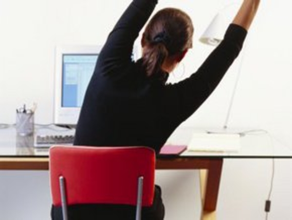 Сидячий образ жизни "бьет" по здоровью