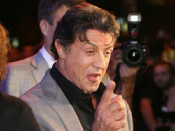 Сталлоне и Лунгрен устроили попойку в Киеве