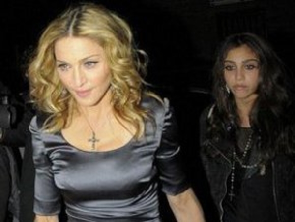 Сегодня Мадонне – 52 года