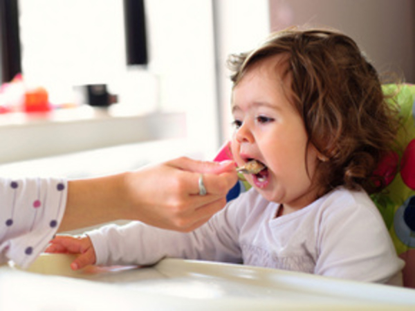 О насильном кормлении детей