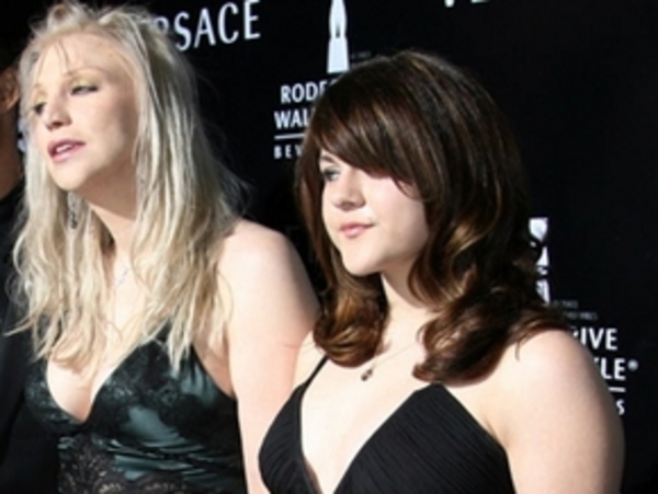 Дочь Курта Кобейна стала наследницей через 16 лет