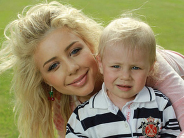 Тина Кароль впервые показала сына (ФОТО)