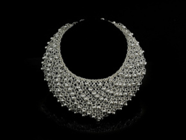 Модные украшения из серебра осень-2010 (ФОТО)