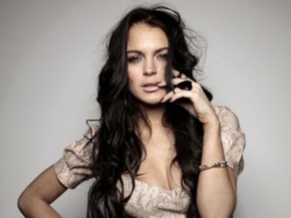 В Сети появились снимки Лохан, принимающей наркотики (ФОТО)