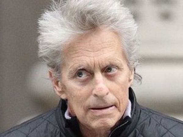 Майкл Дуглас сильно постарел и осунулся из-за рака горла