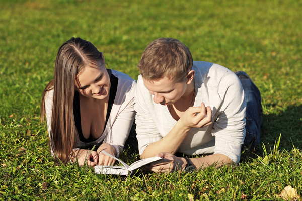 8 советов, которые вернут романтику в отношения