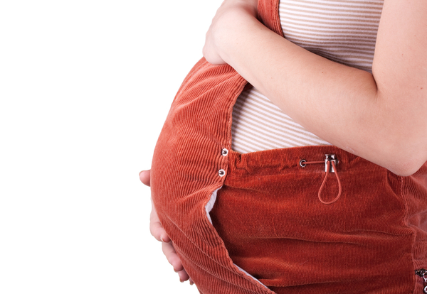 Возраст первородящей программируется в детстве