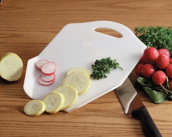 Разделочная доска — дерево, пластик или стекло?