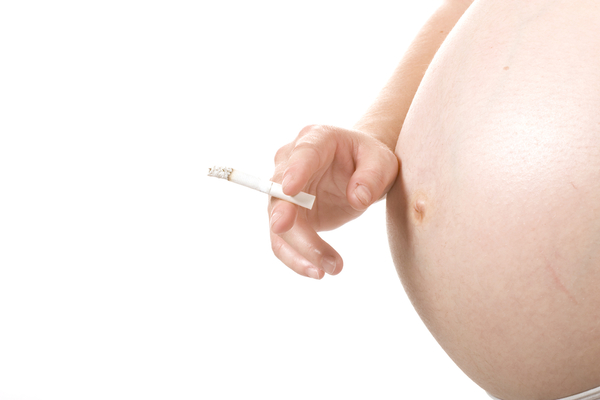 Чем грозит курение будущему ребенку