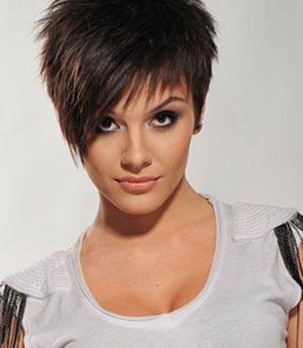 Эрика сняла дебютный клип