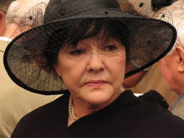 Ушла из жизни Белла Ахмадулина