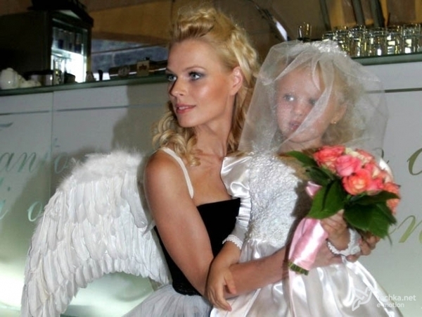 Ольга Фреймут готовит дочь к большой сцене