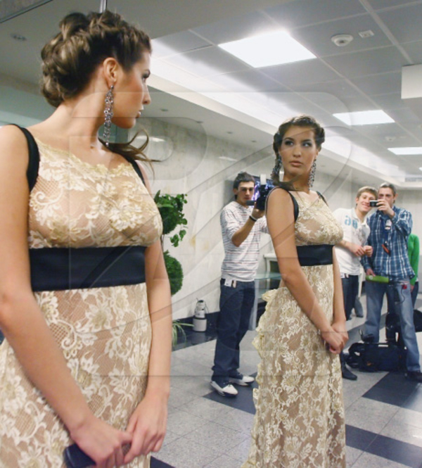 A - Studio: fashion girl