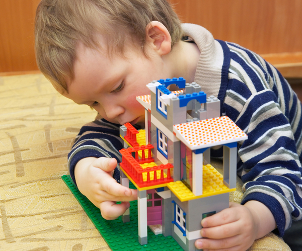 Выбираем конструктор малышу