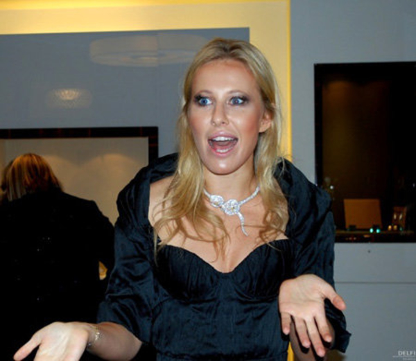 Стилисты поиздевались над Ксенией Собчак