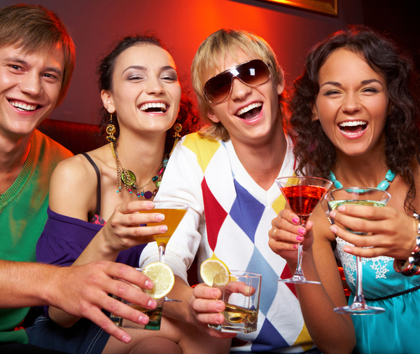 Как пережить праздники: выводим алкоголь из организма