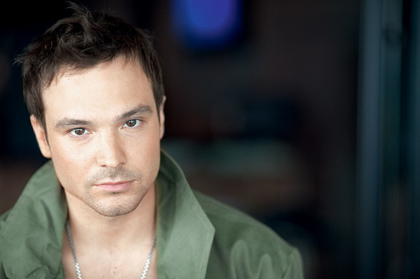 Алексей Чадов вывел в свет новую подругу