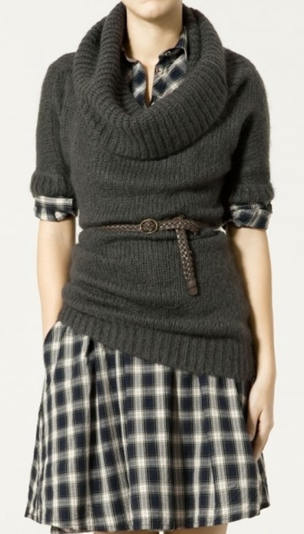 С чем носить вязаное платье-свитер