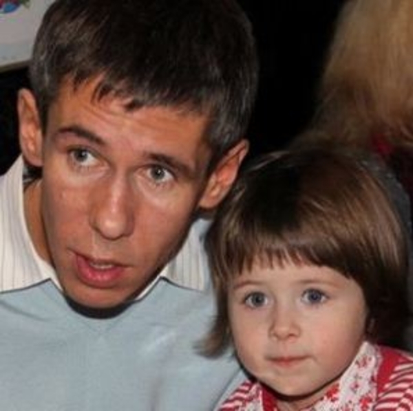 Алексей Панин показал дочь