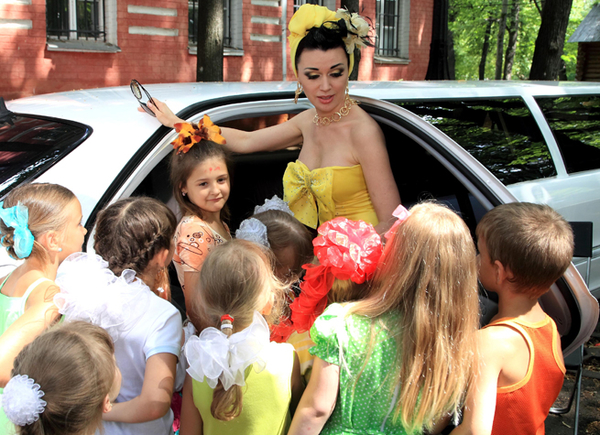 Заворотнюк выживают из телеканалов