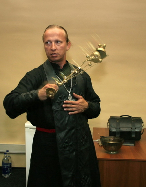 Иван Охлобыстин: очень скучаю по Церкви