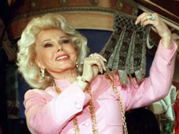 Актрисе Жа Жа Габор ампутируют ногу